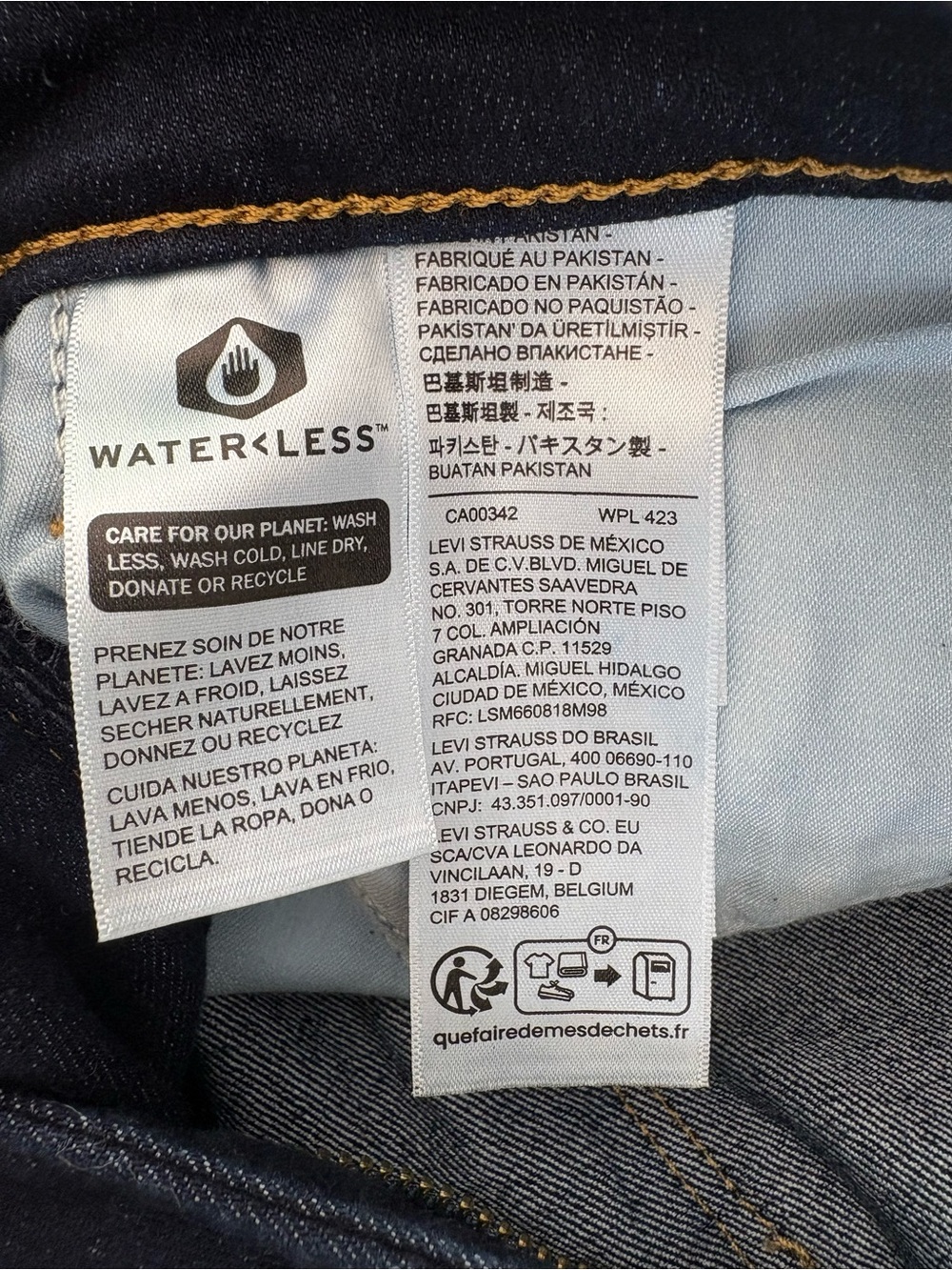 Levi’s 314 Shaping Straight Jeans W24 L32 Slim Straight Size 24 - Picture 9 of 16